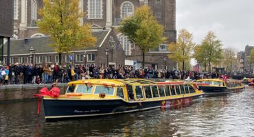 Locatie Sinterklaasintocht Stoomboot Amsterdam route rondvaart