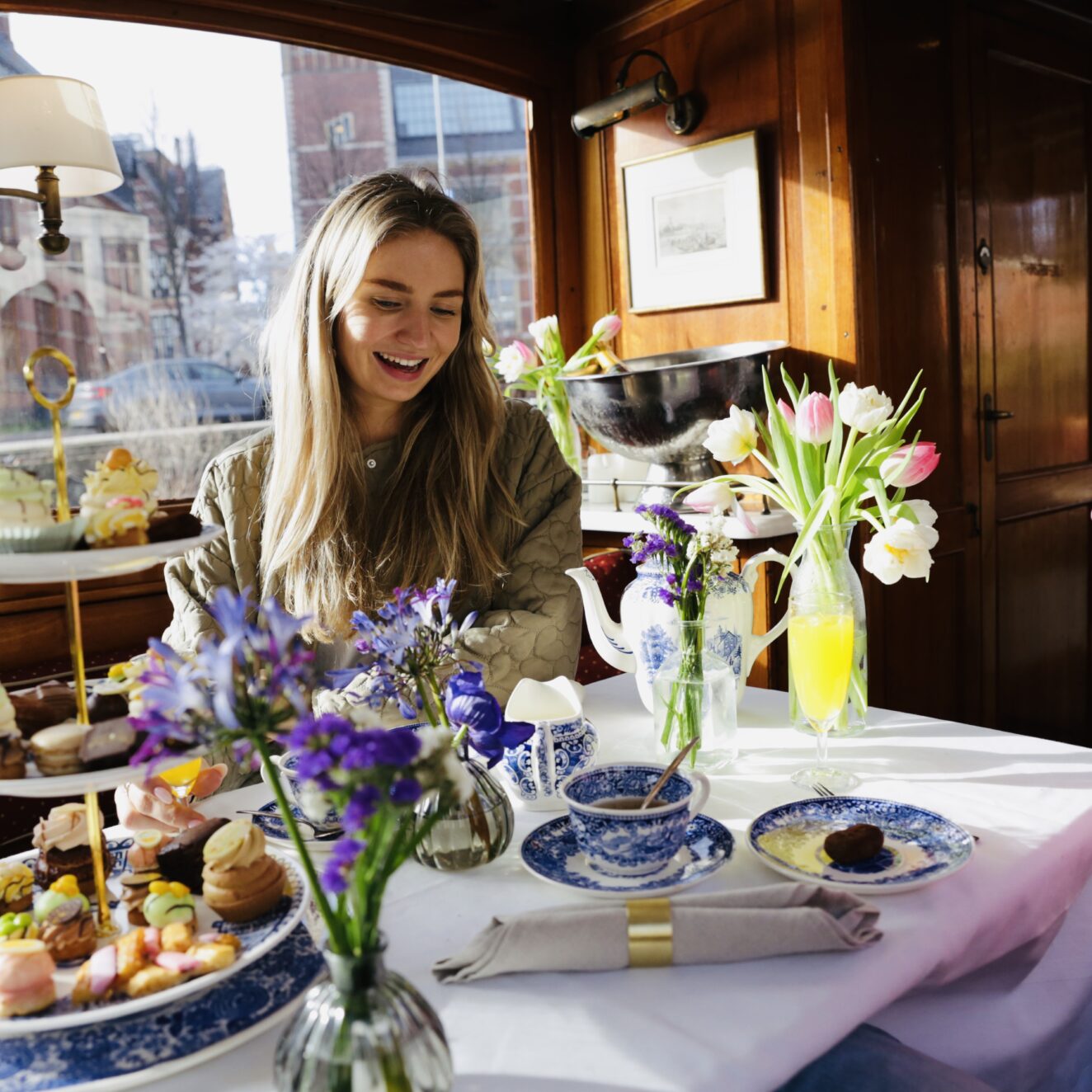 High Tea privé vaartocht Amsterdam