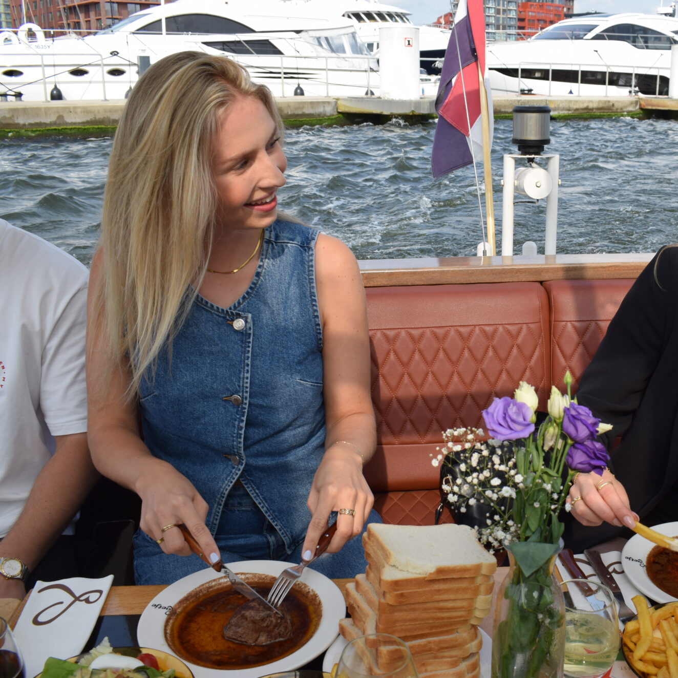 Loetje diner vaartocht Amsterdam