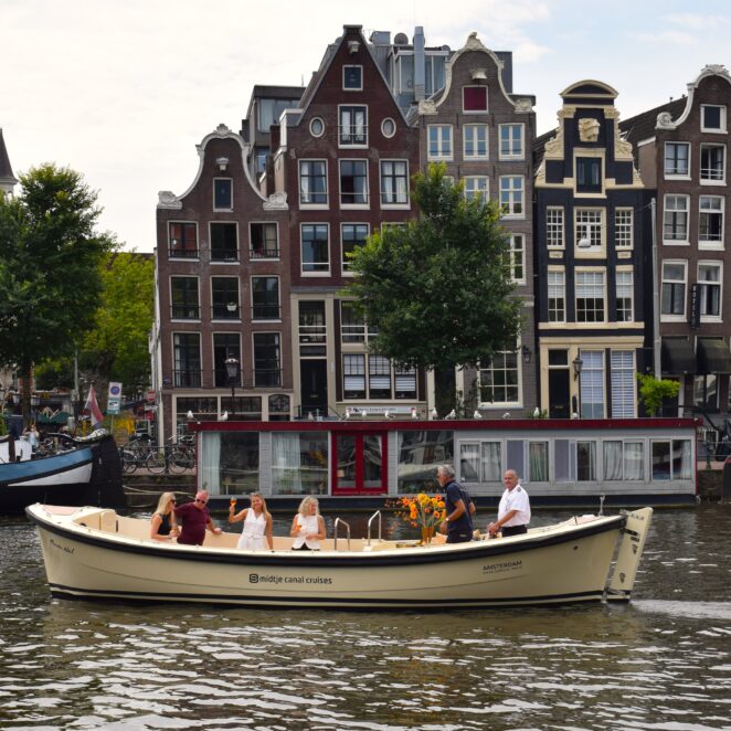 Sloep Mooie Nel